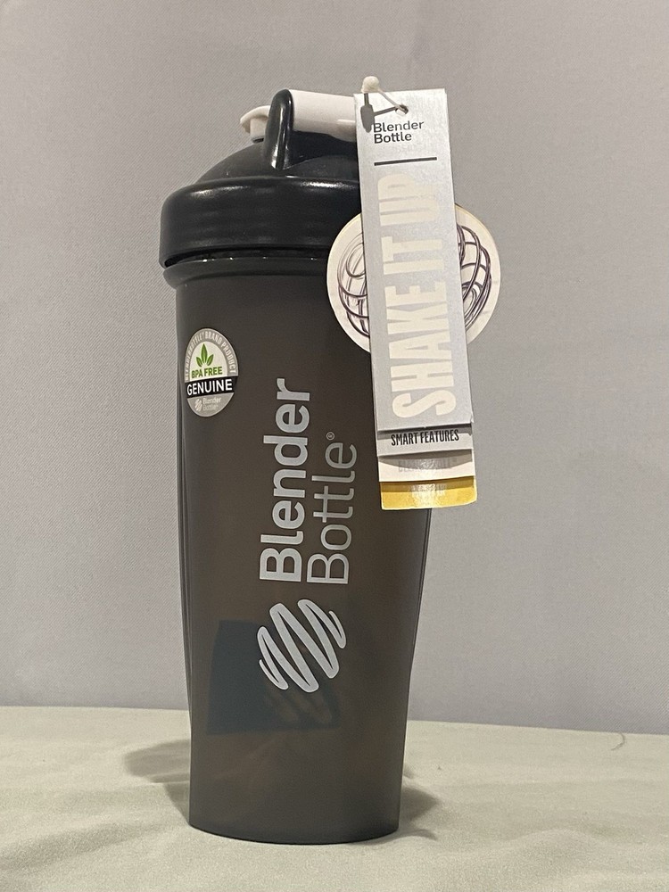 NWT BlenderBottle Classic 20 fl oz BPA-Free Shaker Bottle w/ Mixing Ball