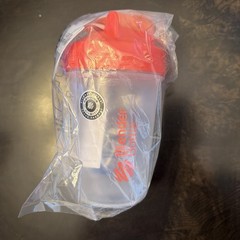 NEW – Blender Bottle 20oz Classic W/ Clip Strip – Red