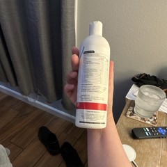 Nueva Snow Slim Hydrating Chocolate Raspberry Shampoo