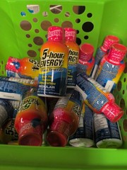 18 Pack 5-hour ENERGY Drink Shot Regular Strength Berry 1.93 Oz Expire 12/25
