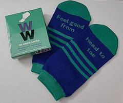 NIB WW Weight Watchers No Show Socks Quotes Unisex Bottom Grips Blue Green