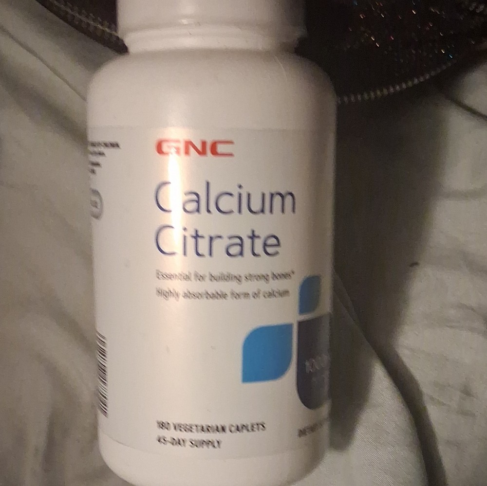 GNC Calcium Citrate 600 mg Bone Health Mineral – 180 Vegetarian Caplets
