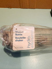 Hydro Elements 24 oz Plastic Shaker Bottle Clear/Gray Screw-On Lid