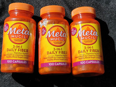 3 Metamucil 3-in-1 Daily Fiber 300 Capsules Psyllium Fiber Digestive Health 2028