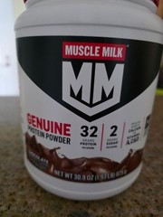Muscle Milk Lean Muscle Protein Powder, chocolate – 1.93lbs exp 11/2027